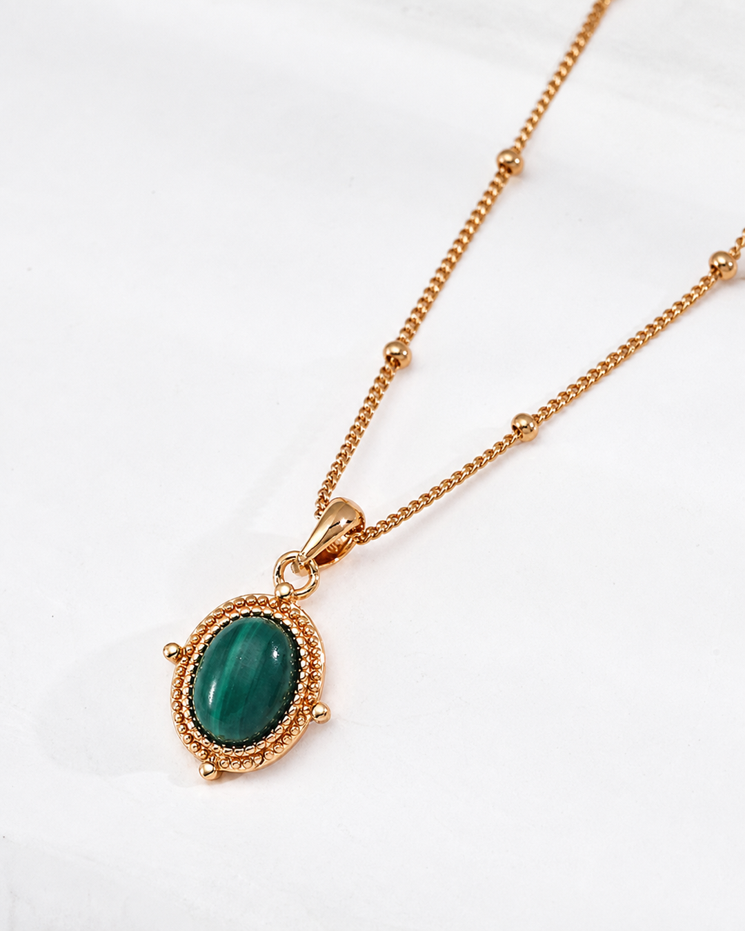 Palace Muse Oval Pendant Necklace — Vintage Gold Malachite — D0674-3 — full-frame v2