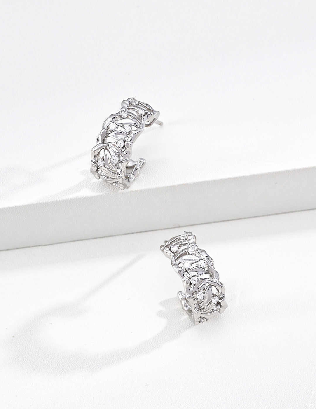 【Willow Fortune】Zirconia Earrings - image 2