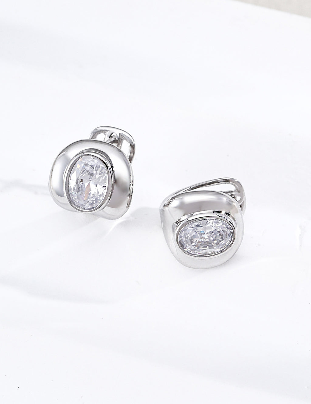 【Gilded Bud】Zirconia Earrings - image 2
