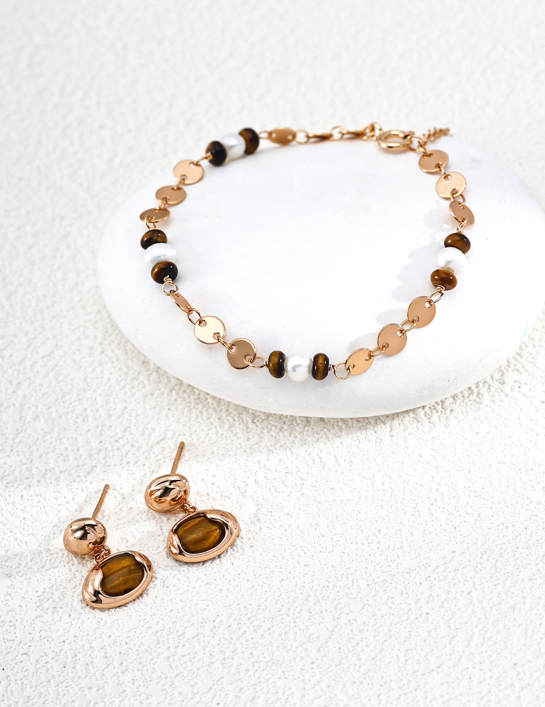 Vintage Gold Sparkling Tiger's Eye & Pearl Bracelet - image 3