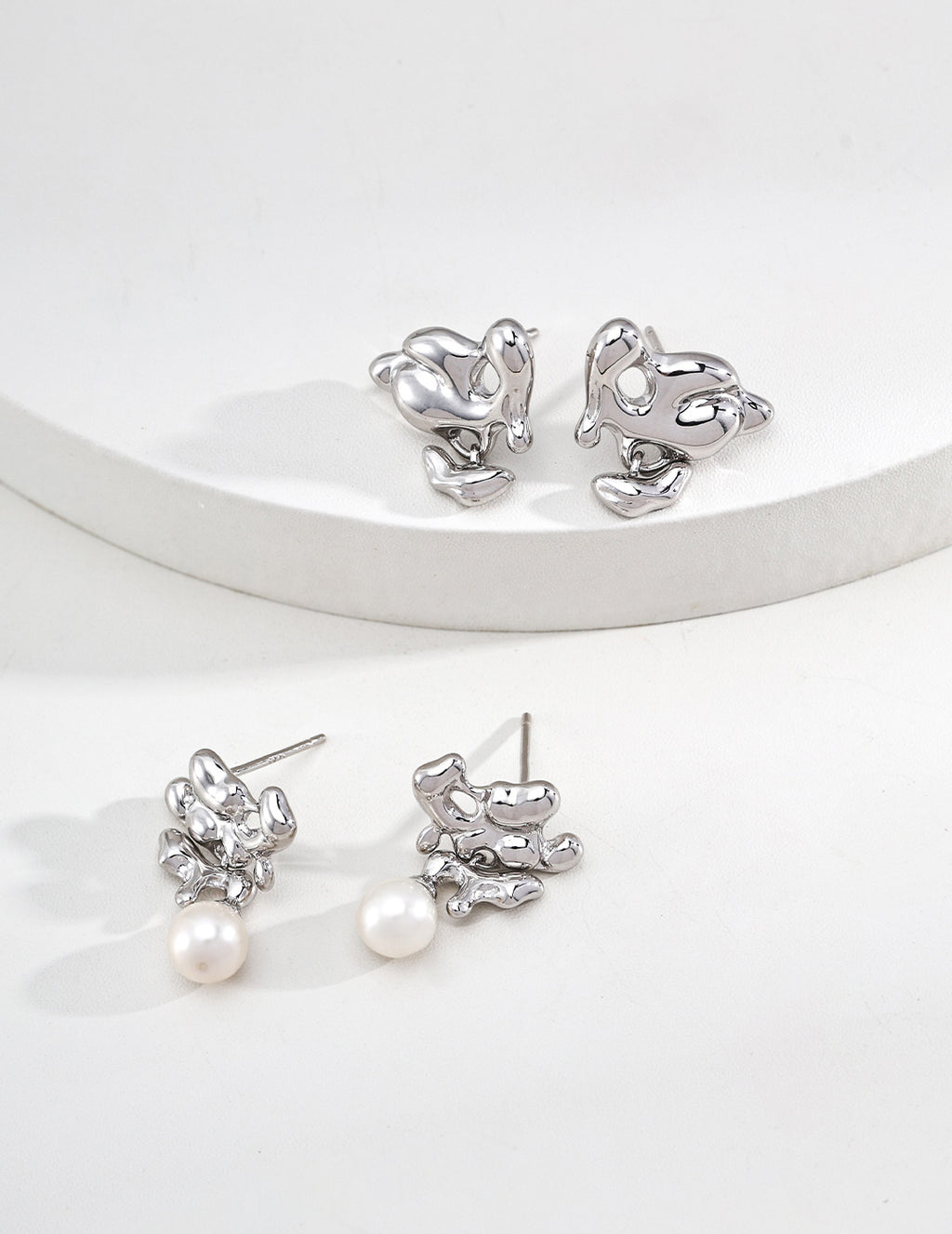 Liquid Flow Series Pearl Stud Earrings - image 3
