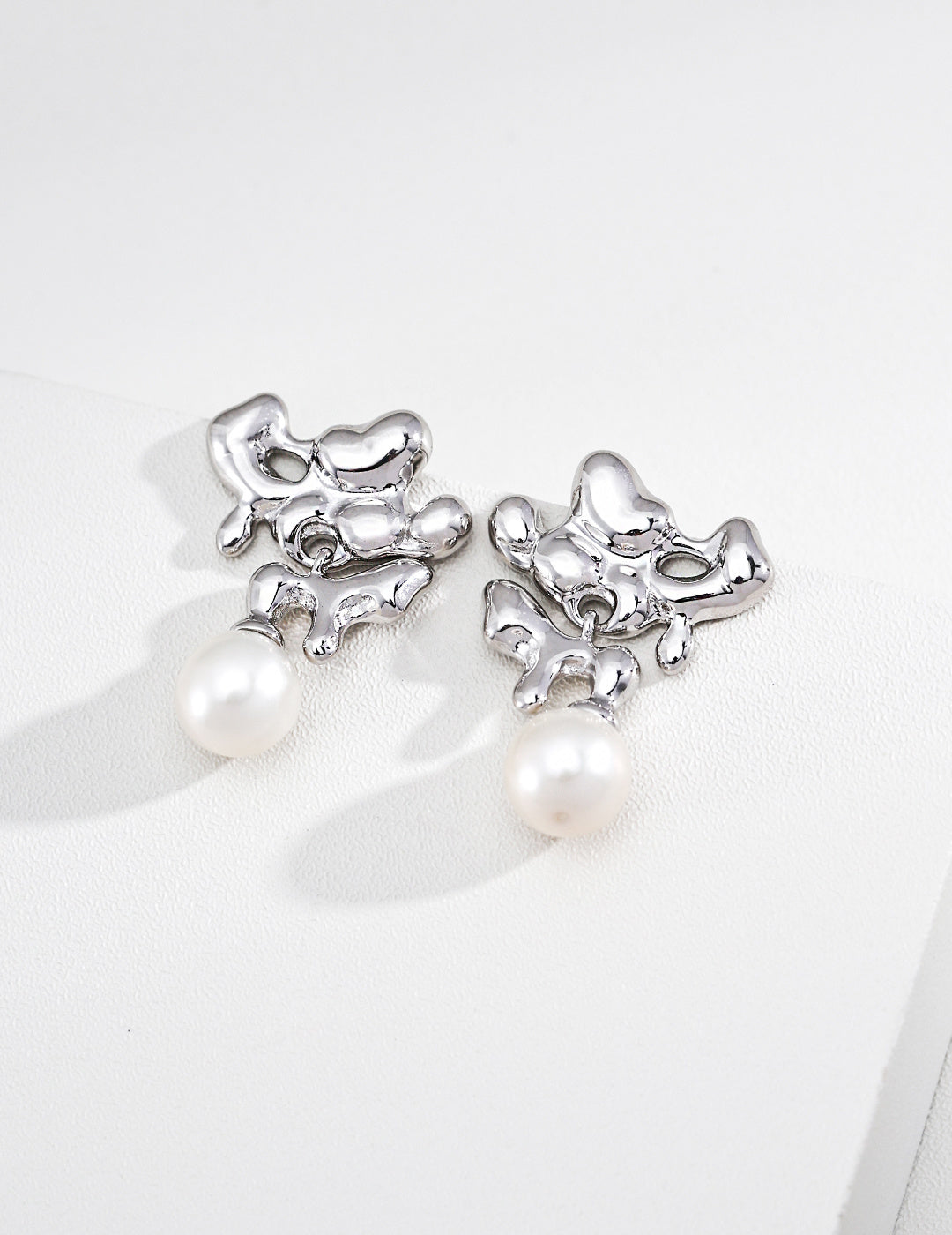 Liquid Flow Series Pearl Stud Earrings - image 2