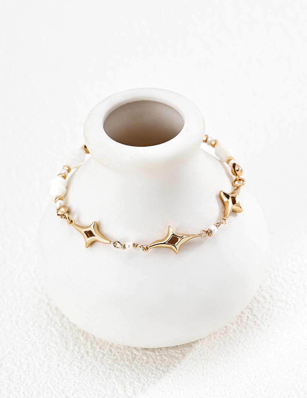 Mother-of-Pearl & Pearl Bracelet image 1