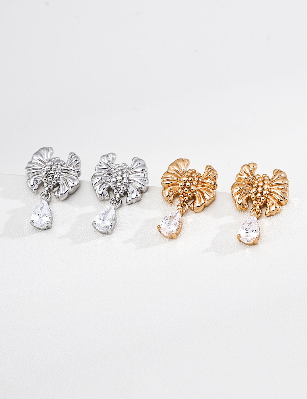 Gilded Ribbon Zirconia Earrings image 4