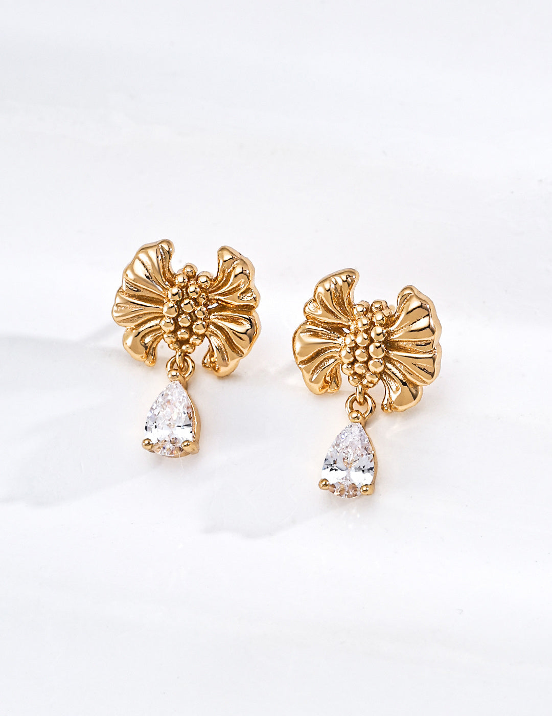 Gilded Ribbon Zirconia Earrings image 1
