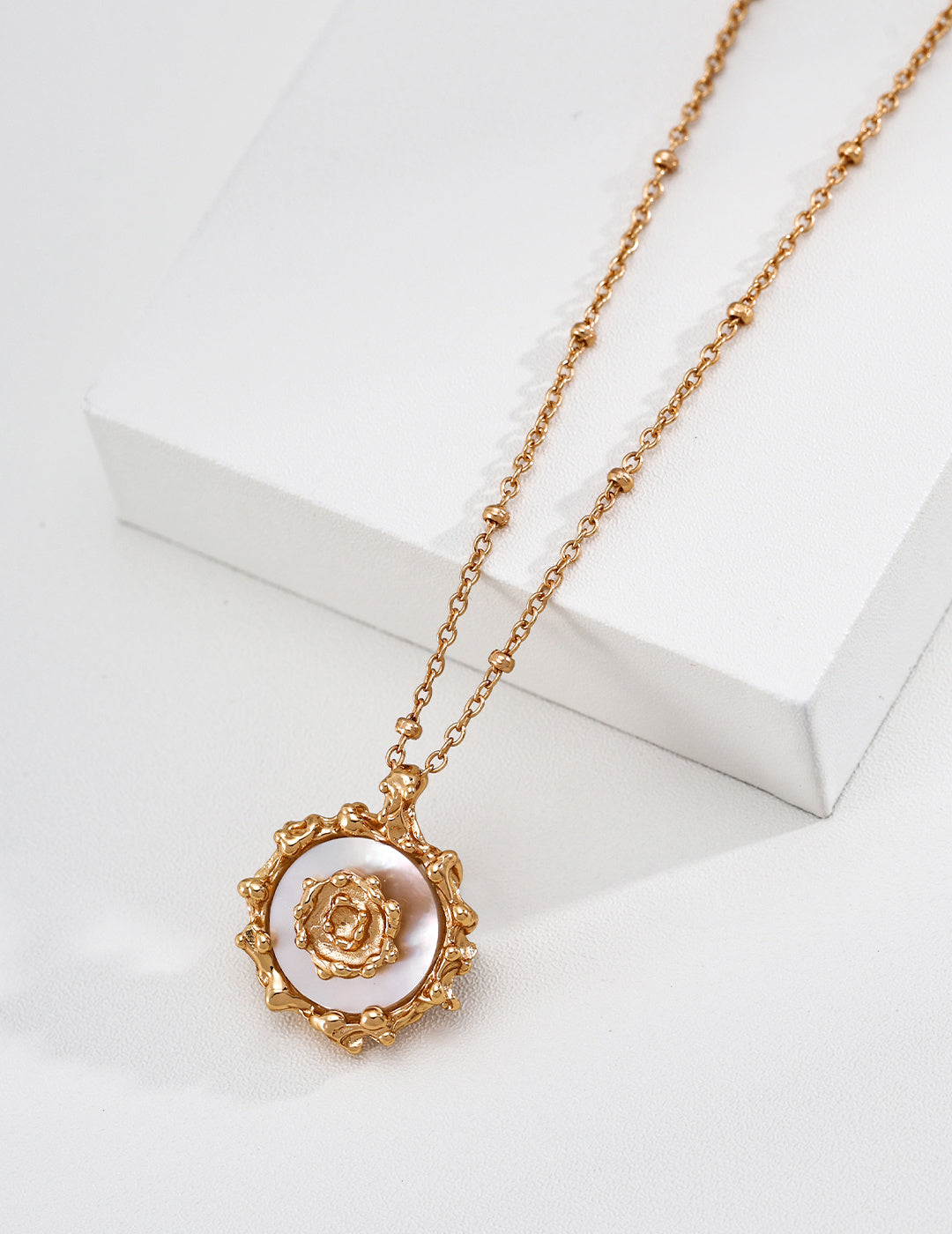 Solar Mother-of-Pearl & Pearl Necklace image 2