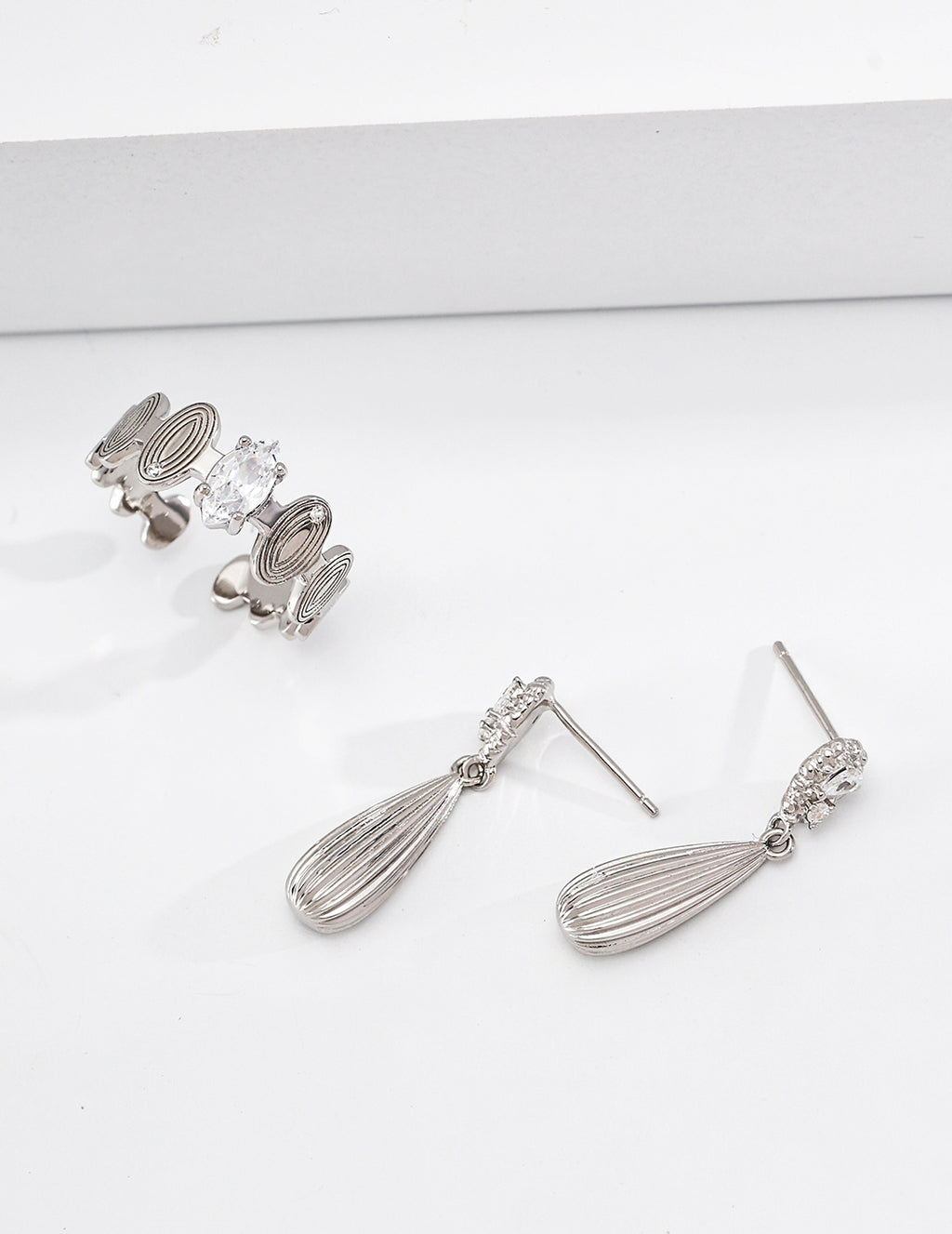 Vintage Zirconia Drop Earrings image 4
