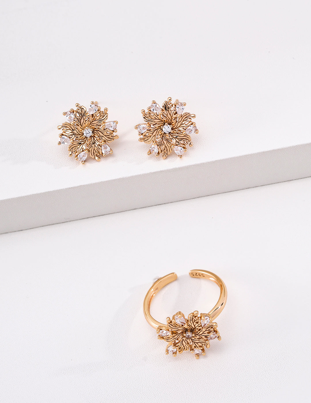 Six-Petal Lily Zirconia Earrings image 4