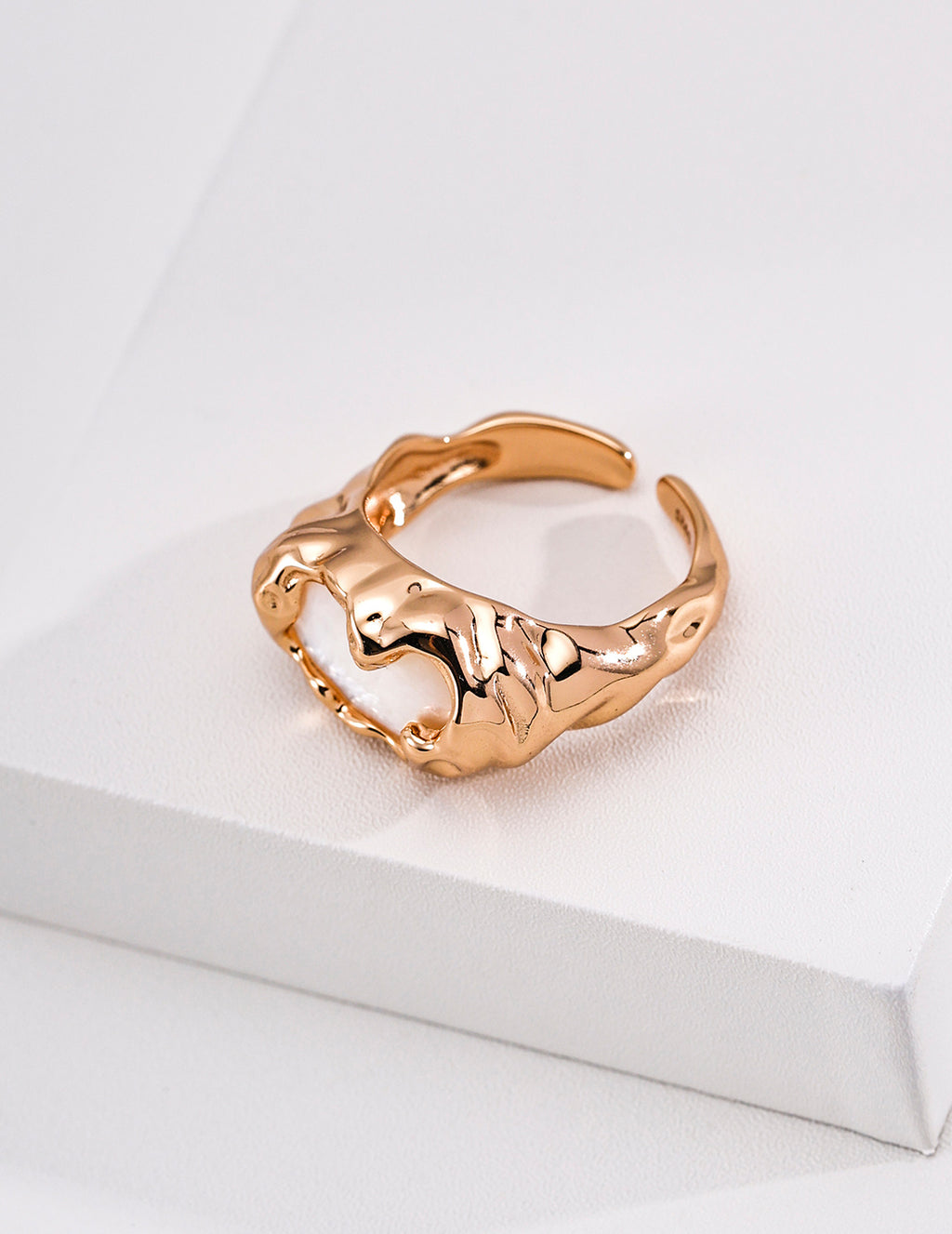 Molten Light Mother-of-Pearl Ring image 3