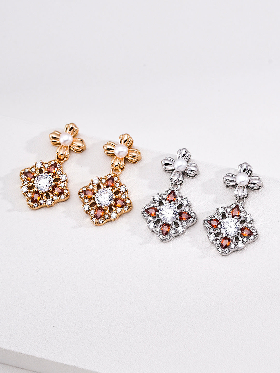 Auspicious Blossom Pearl Bracelet image 5