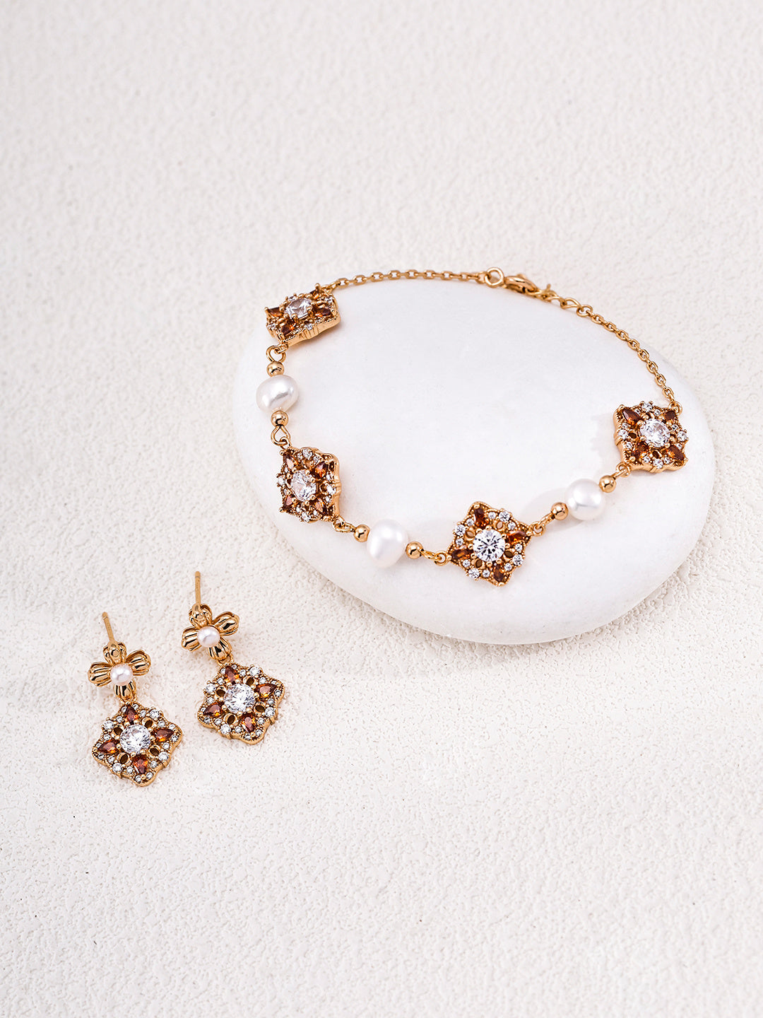 Auspicious Blossom Pearl Bracelet image 6