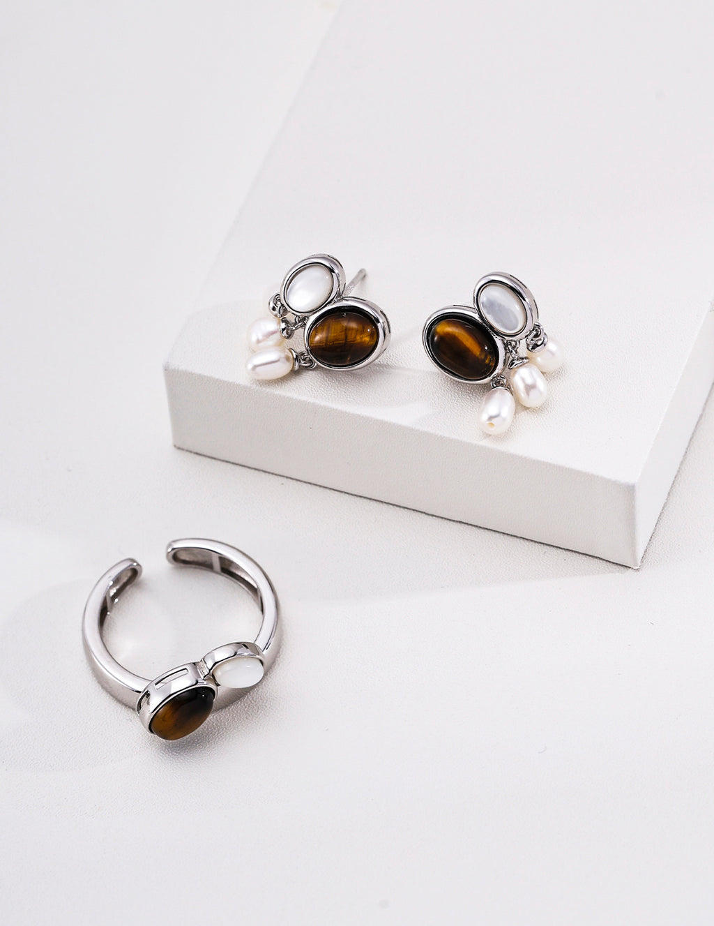 Lapis Lazuli & Tiger's Eye Pearl Earrings image 7