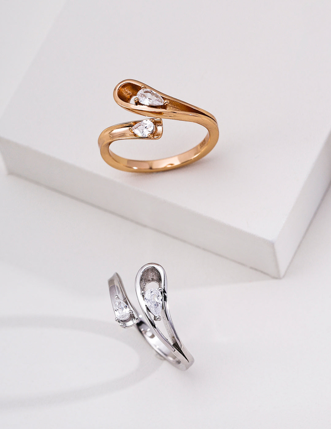 Sculptural Bypass Zirconia Ring image 4
