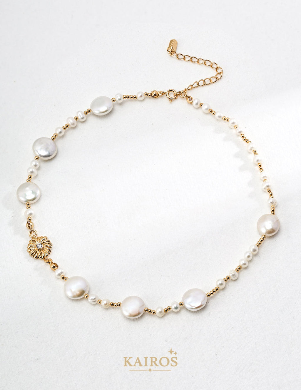 Kairos logo-only cover - Vintage Lumiere Pearl Sparkle Necklace