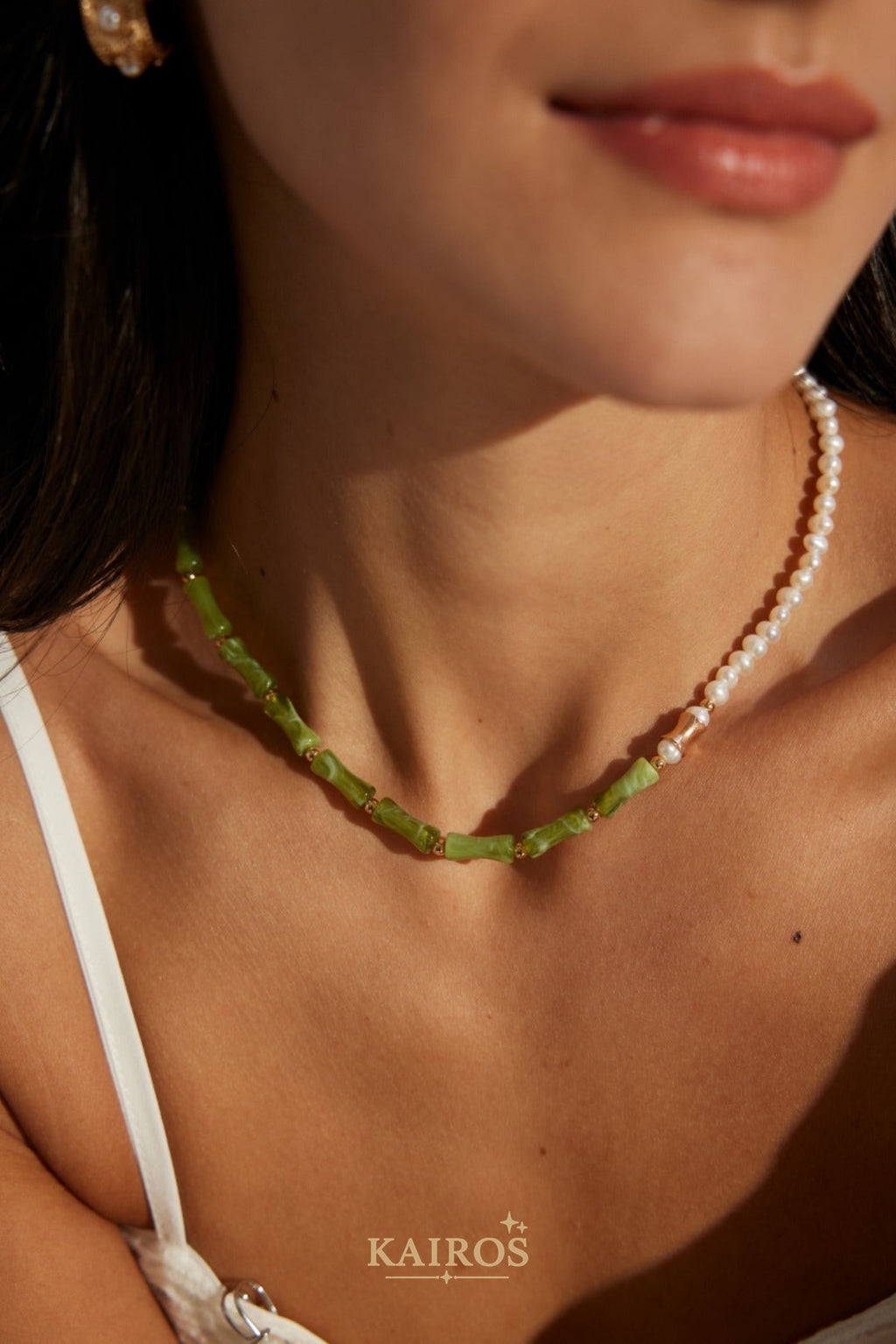 Kairos logo-only cover - Arc Flow Pearl Necklace