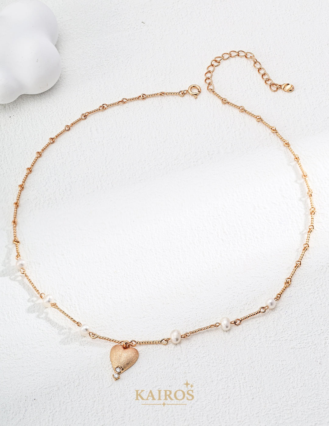 Kairos logo-only cover - Vintage Lumiere Pearl Light Necklace