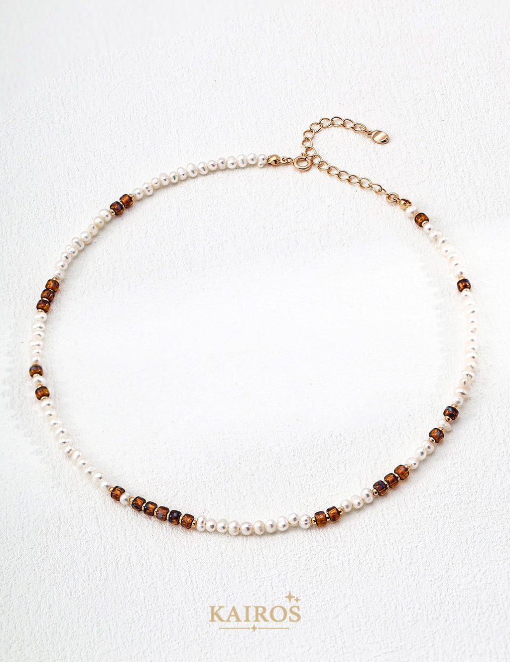 Kairos logo-only cover - Woven Pearl Necklace