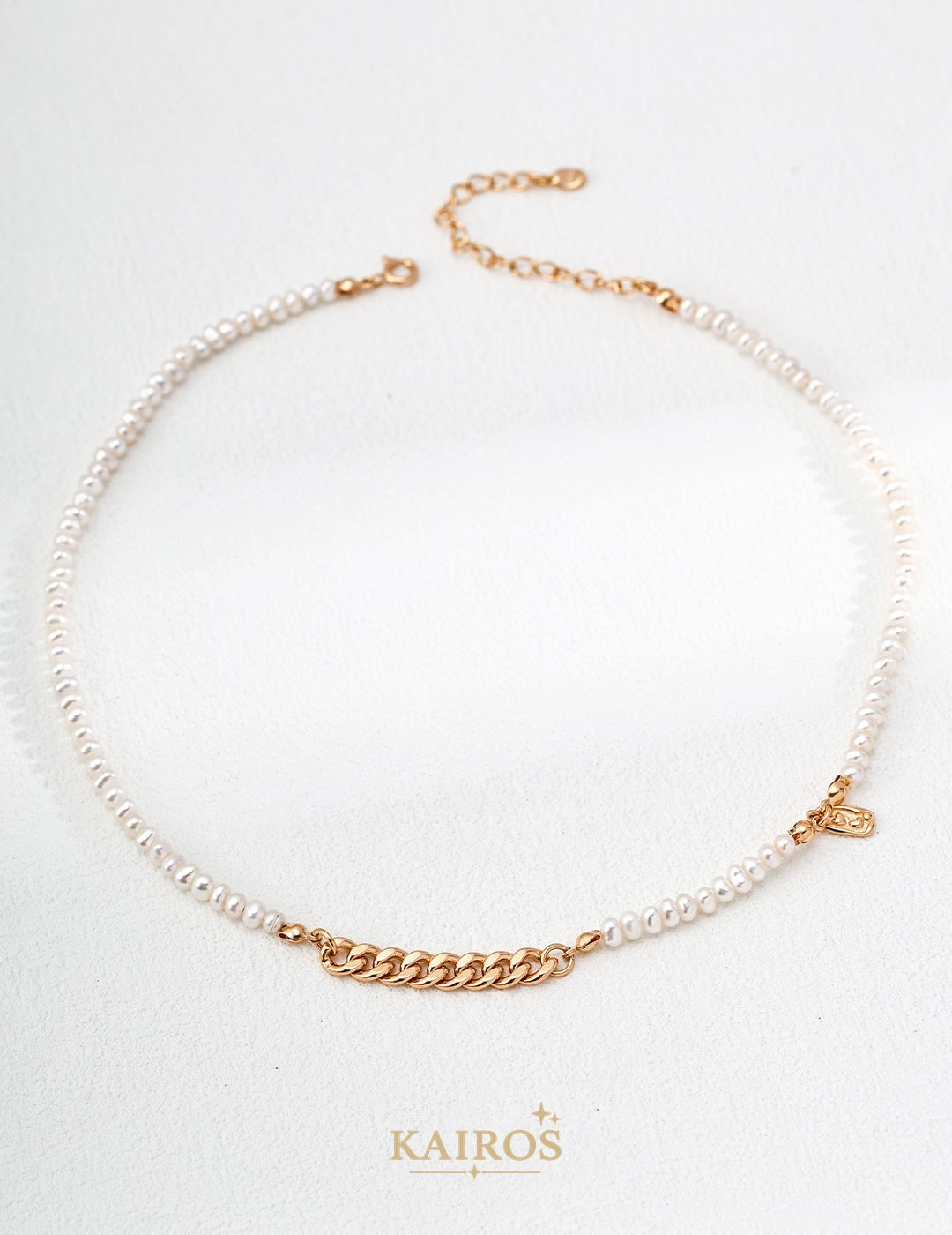 Kairos logo-only cover - Fortune Lock Pearl Necklace