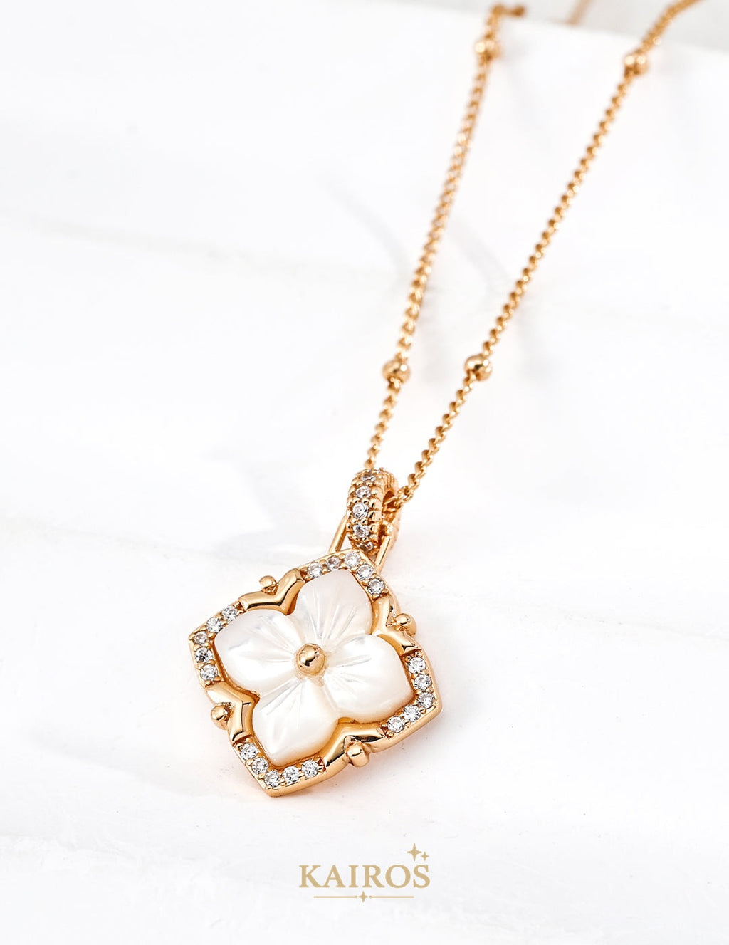 Kairos logo-only cover - Clover Fortune Mother-of-Pearl Pendant Necklace