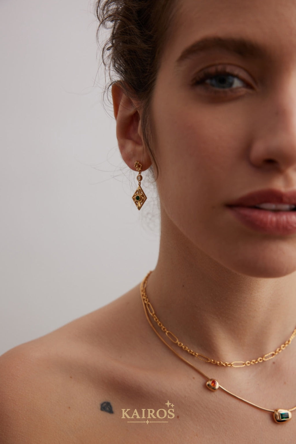 Kairos logo-only cover - Vintage Sparkle Lumiere Earrings