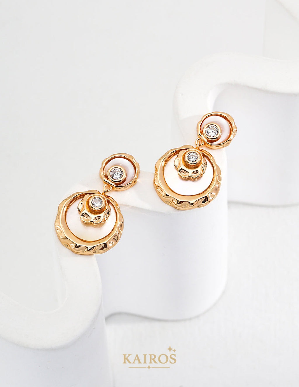 Kairos logo-only cover - Vintage Radiance Mother-of-Pearl Earrings
