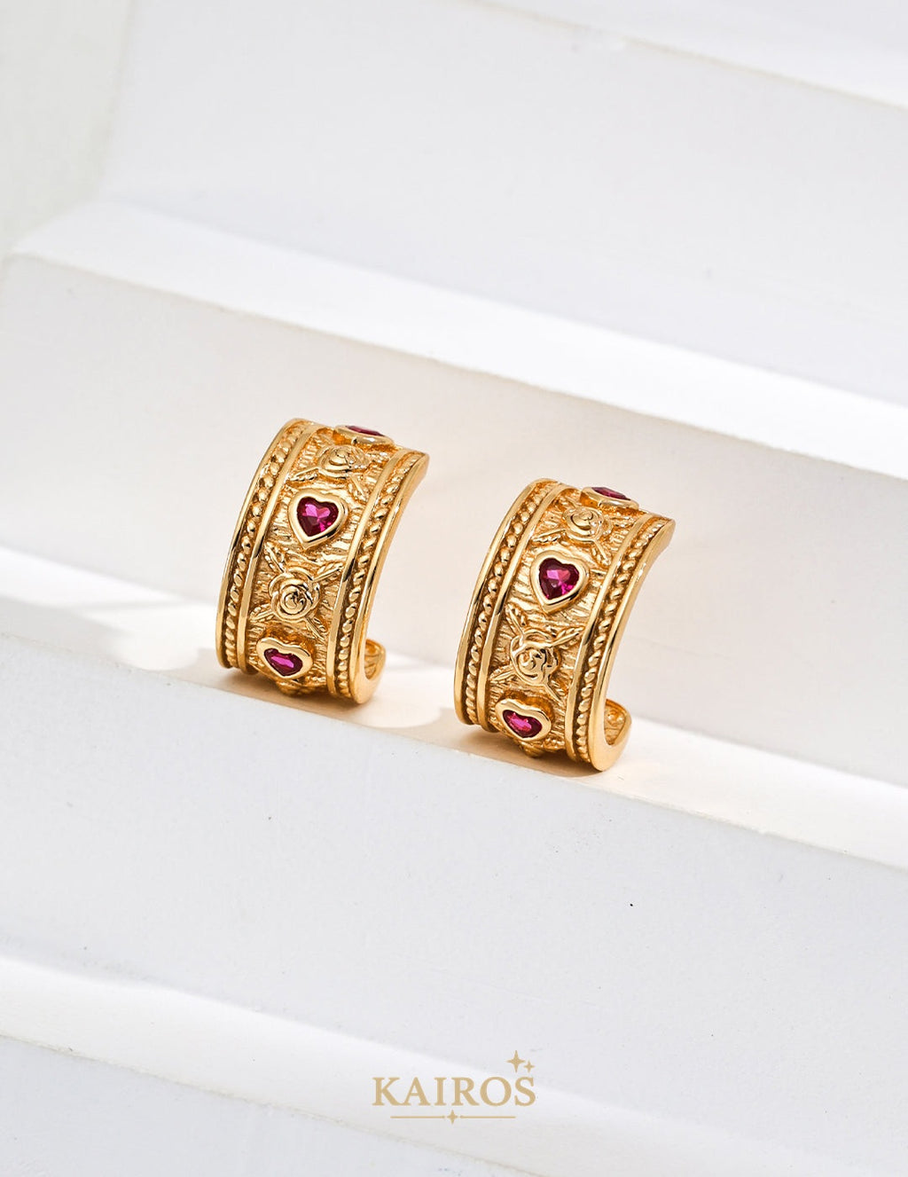 Kairos logo-only cover - Heart Echo Light Stud Earrings
