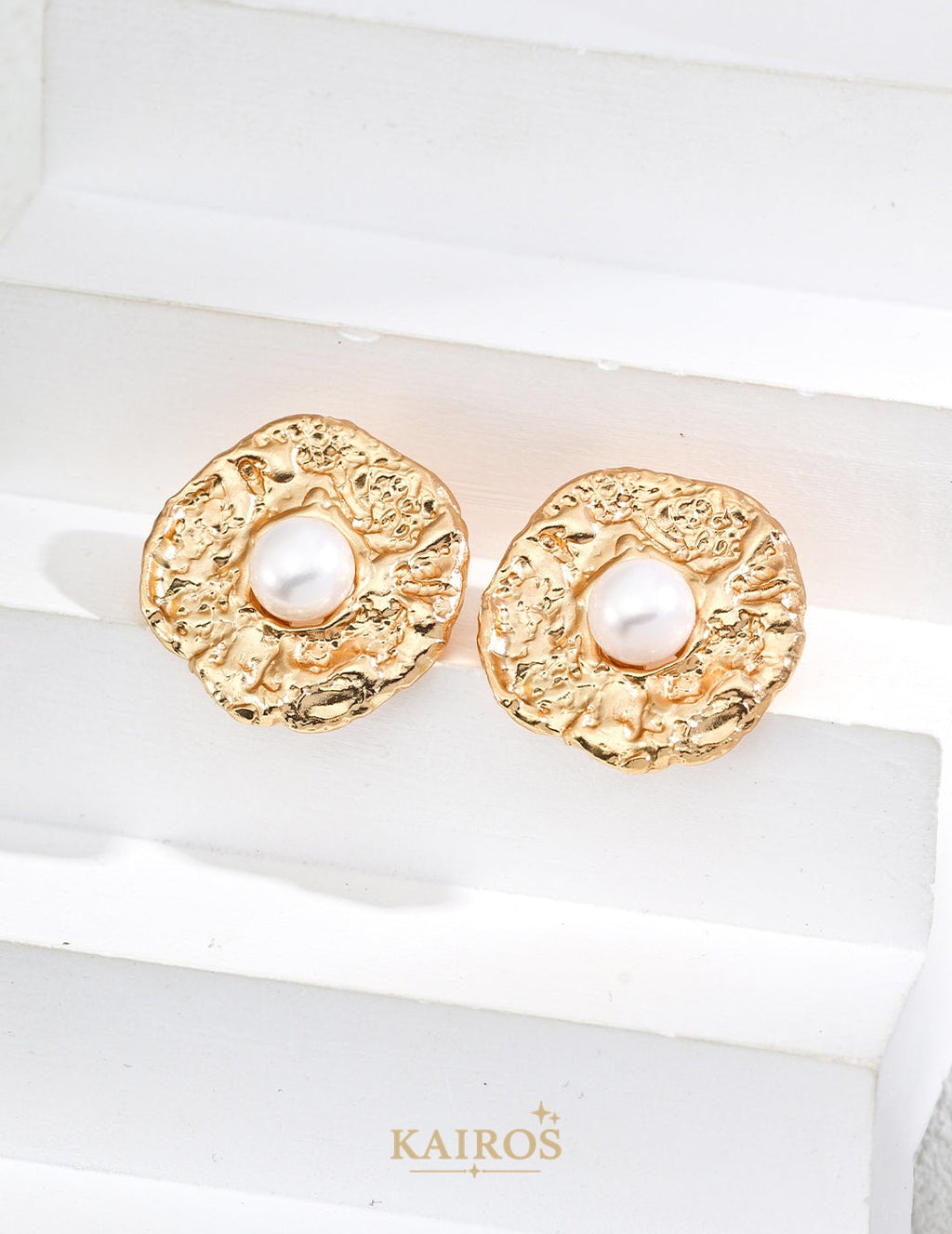 Kairos logo-only cover - Lucky Knot Pearl Serenity Stud Earrings