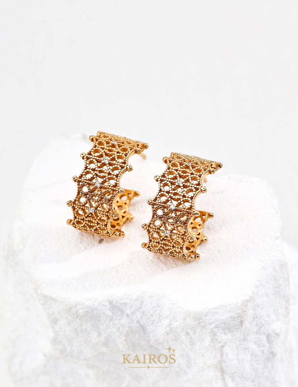 Kairos logo-only cover - Vintage Light Sparkle Earrings