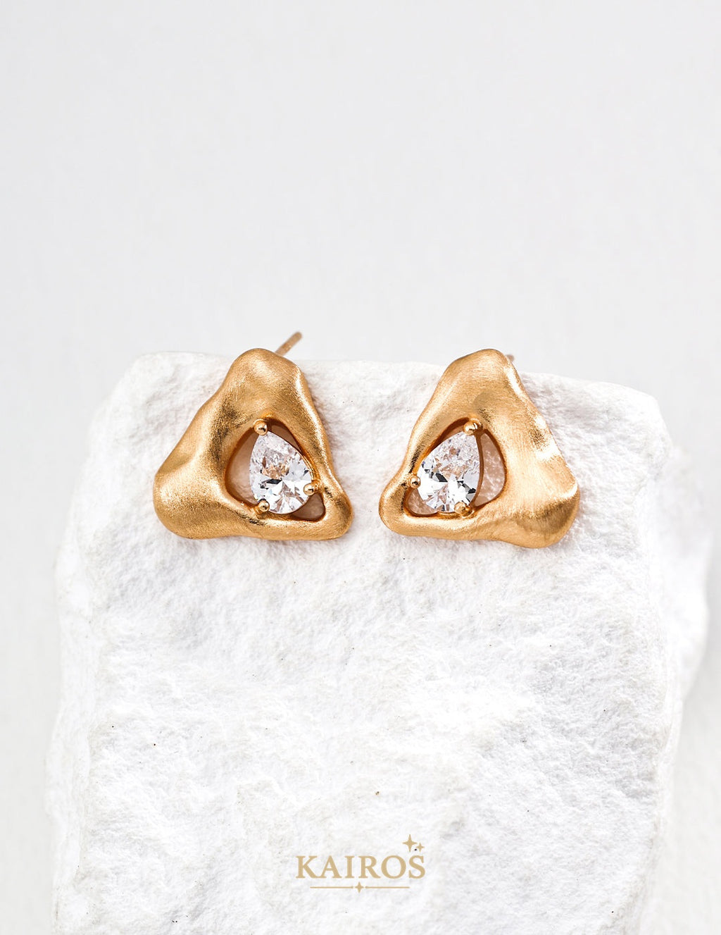 Kairos logo-only cover - Square Halo Sparkle Radiance Earrings