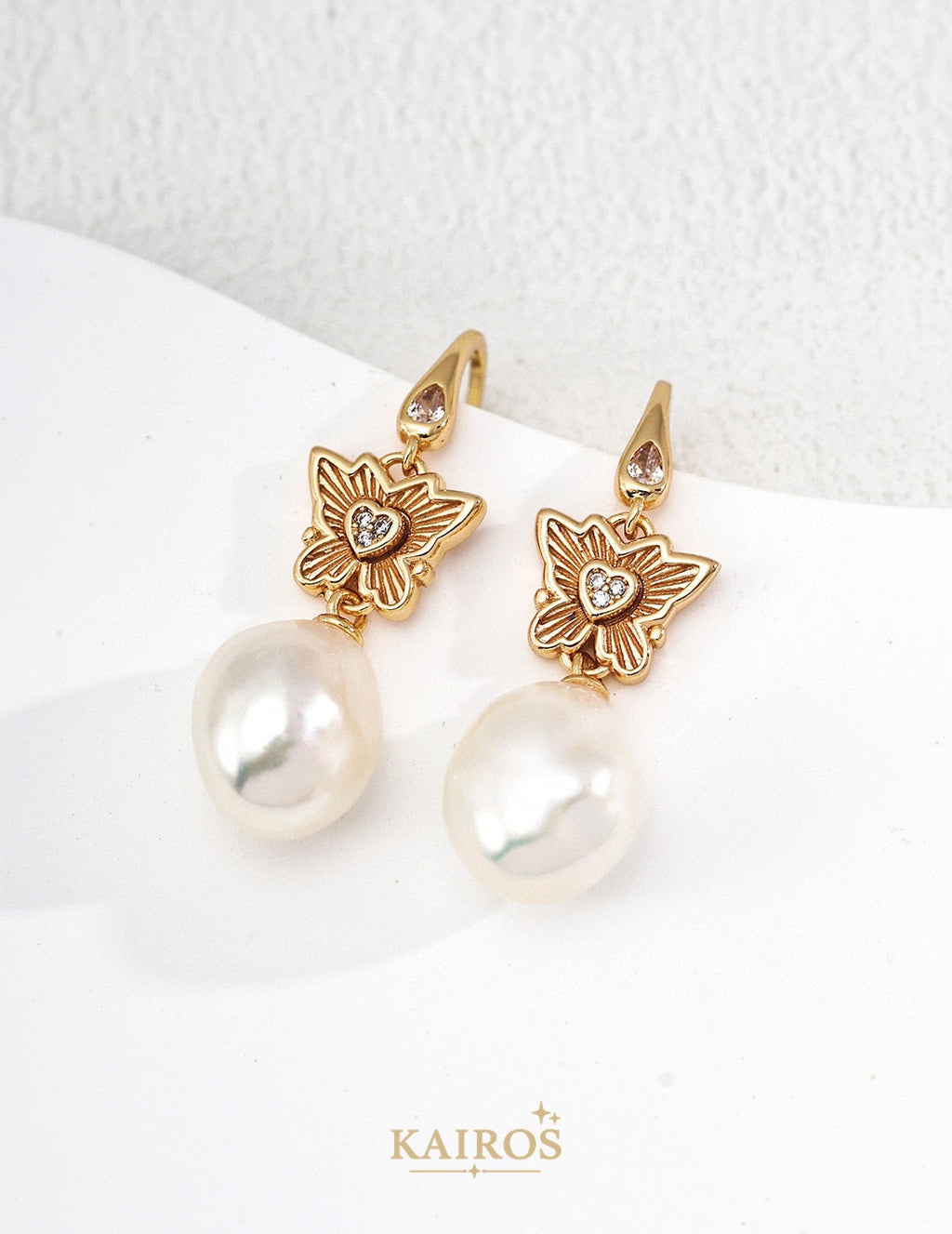Kairos logo-only cover - Butterfly Whisper Pearl Earrings