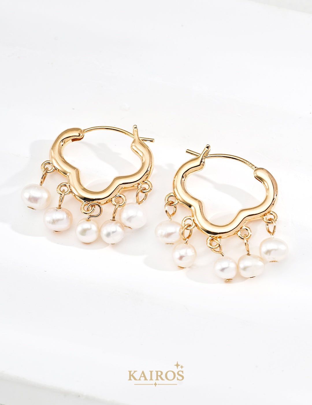 Kairos logo-only cover - Fortune Lock Pearl Earrings