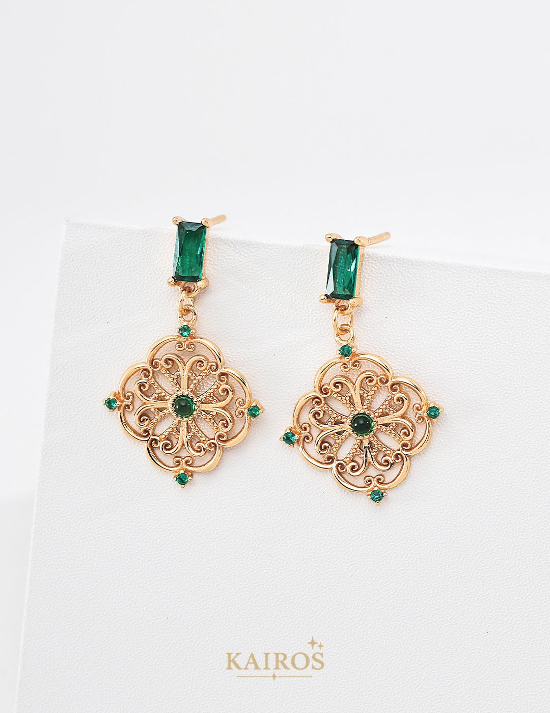 Kairos logo-only cover - Vintage Zirconia Drop Earrings