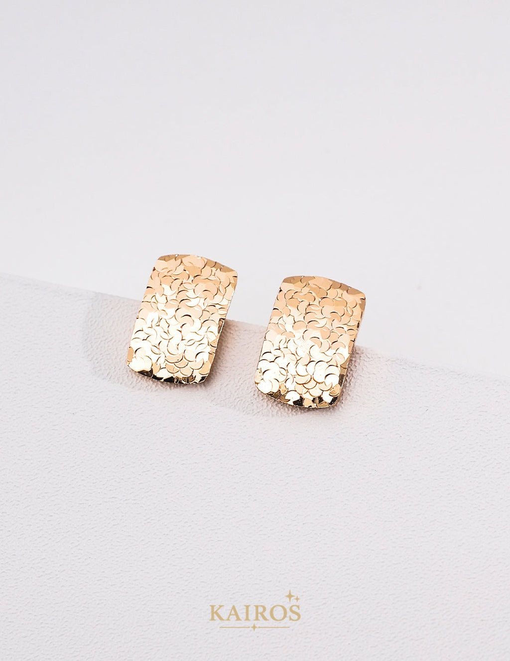 Kairos logo-only cover - Textured Rectangle Stud Earrings