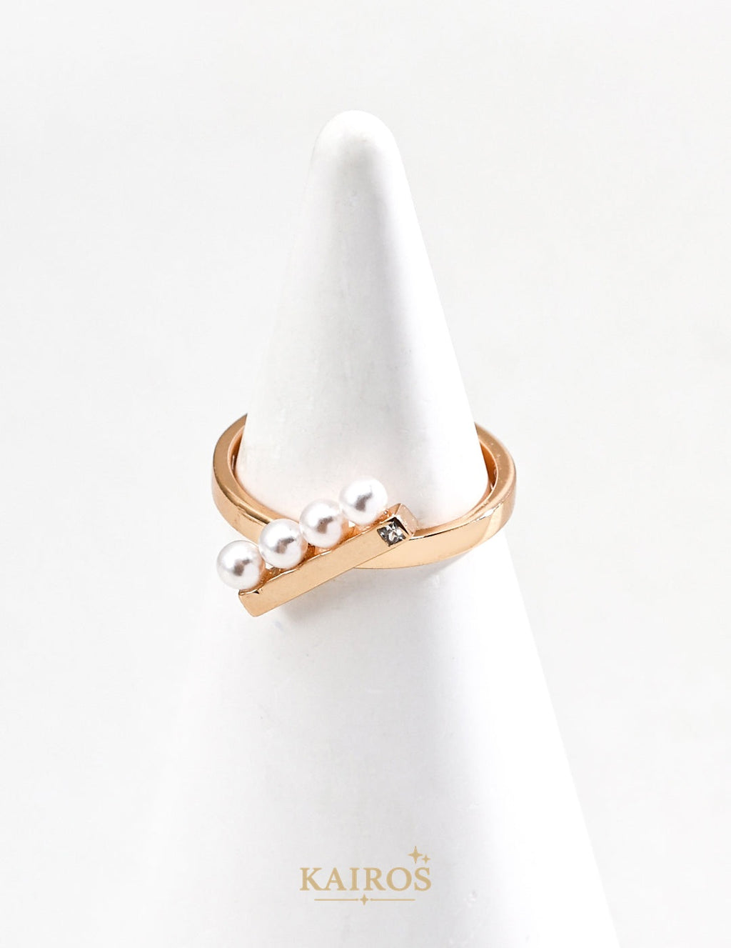 Kairos logo-only cover - Pearl Glow Shell Pearl Ring