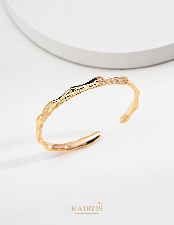 Kairos logo-only cover - Vintage Romance Bangle