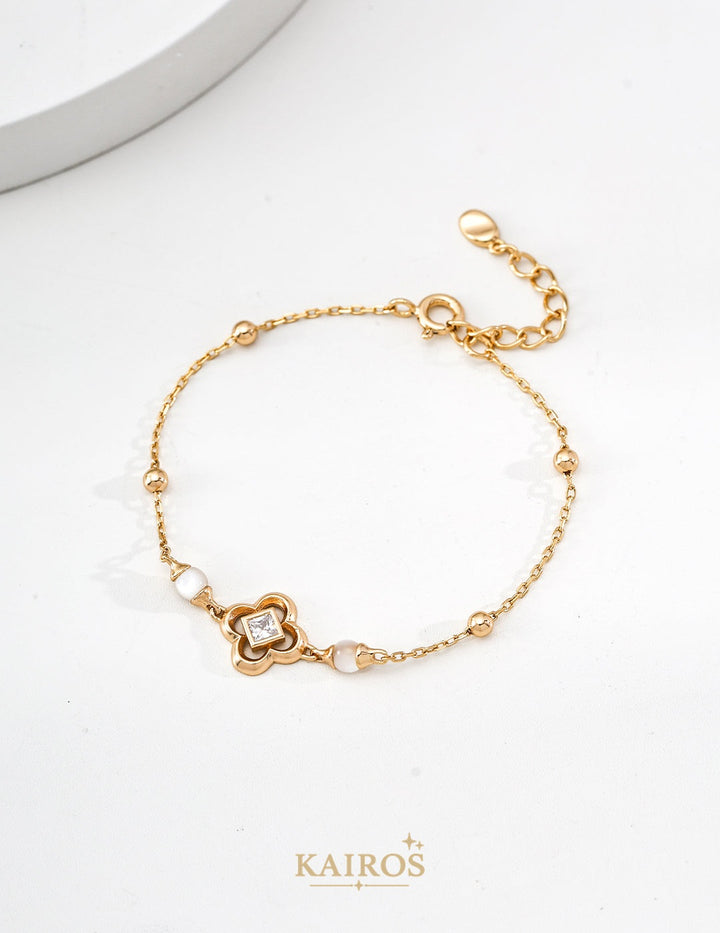 Square Halo Shell Bracelet
