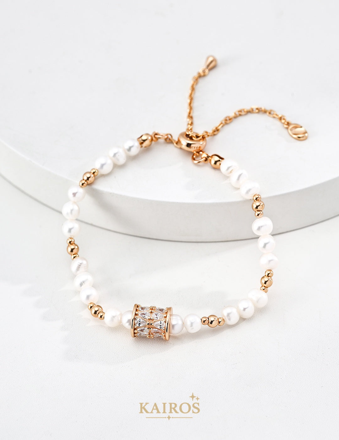 Kairos logo-only cover - Fortune Wheel Pearl Bracelet