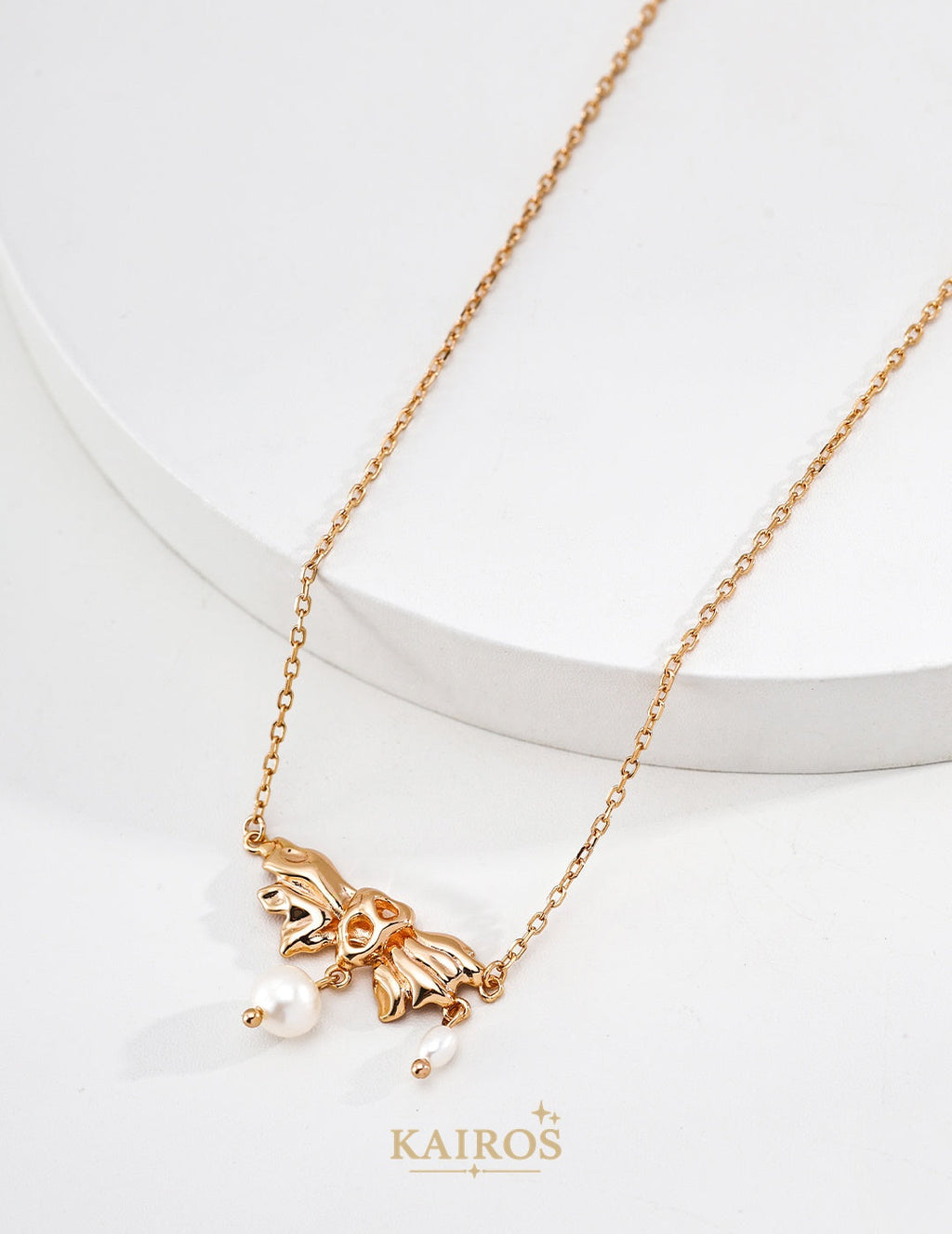 Kairos logo-only cover - Pearl Light Necklace