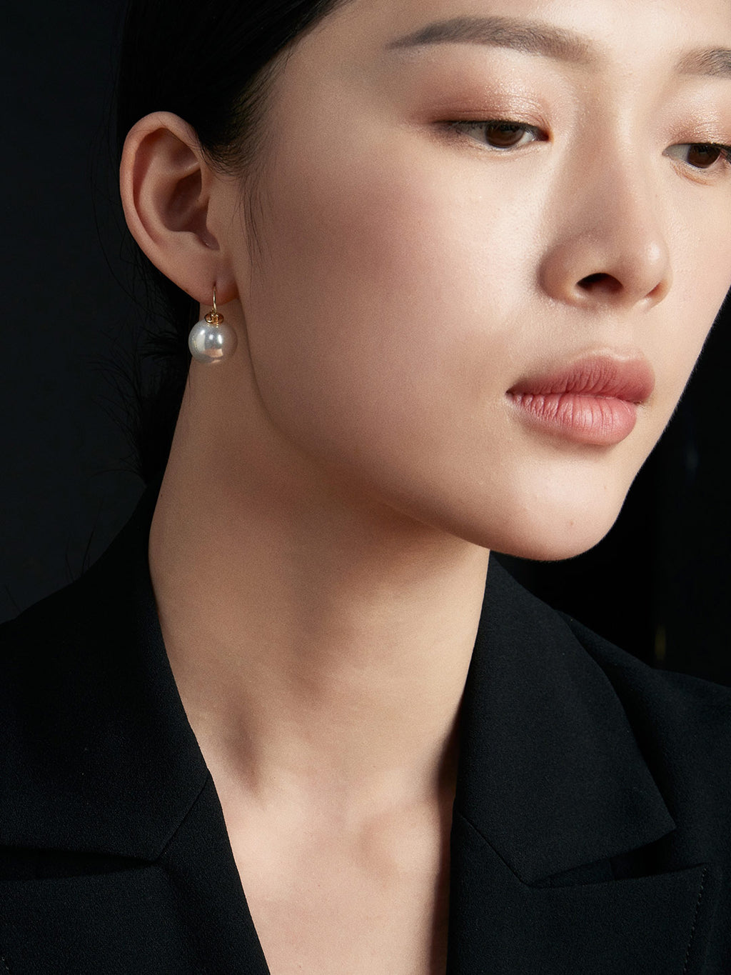 Minimalist Earrings image 2