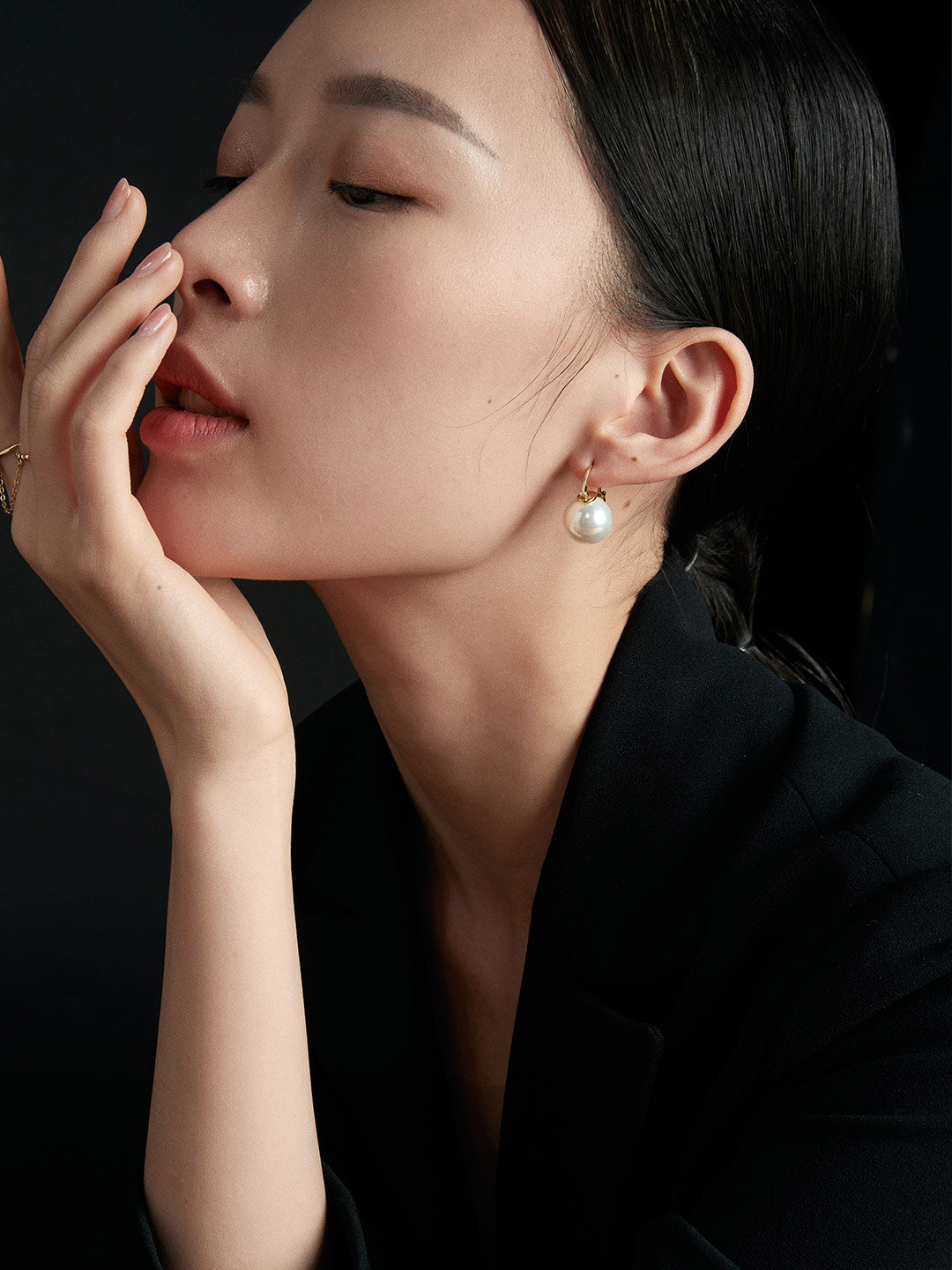 Minimalist Earrings image 4