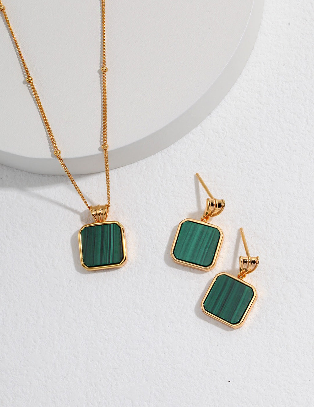 Malachite Pendant Necklace image 4