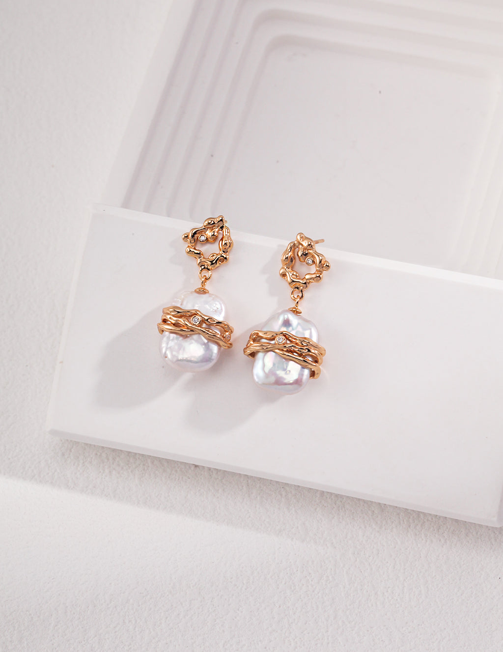 Pearl Earrings image 2