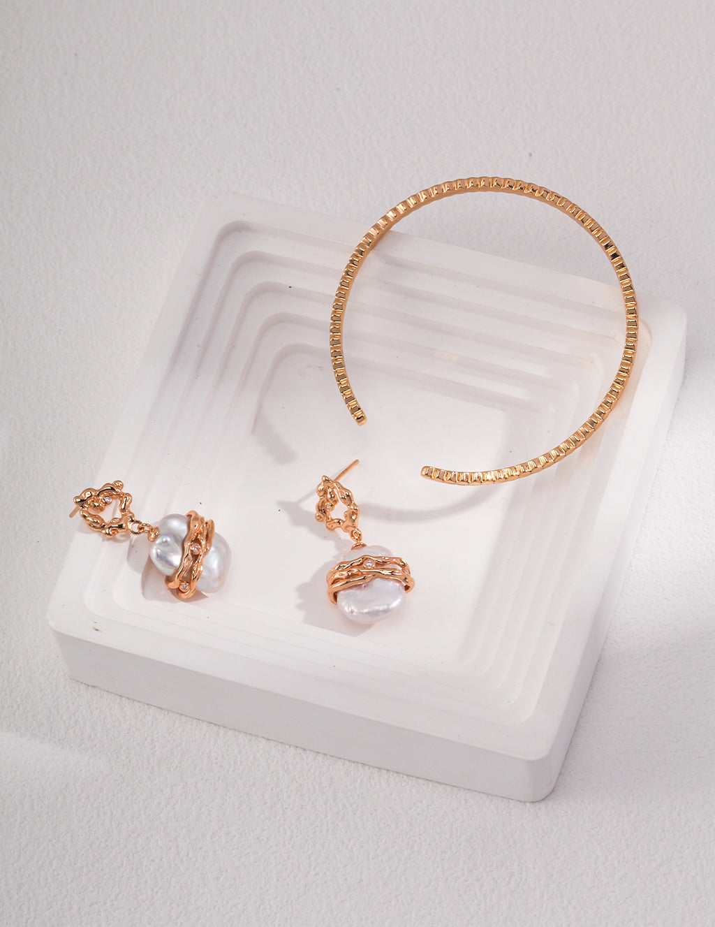 Pearl Earrings image 1
