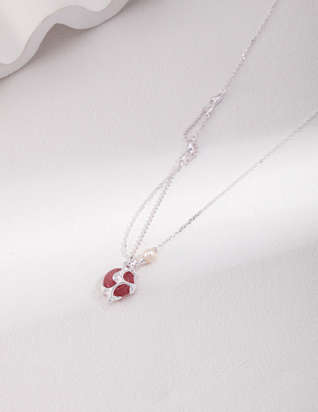 Pearl Necklace image 1