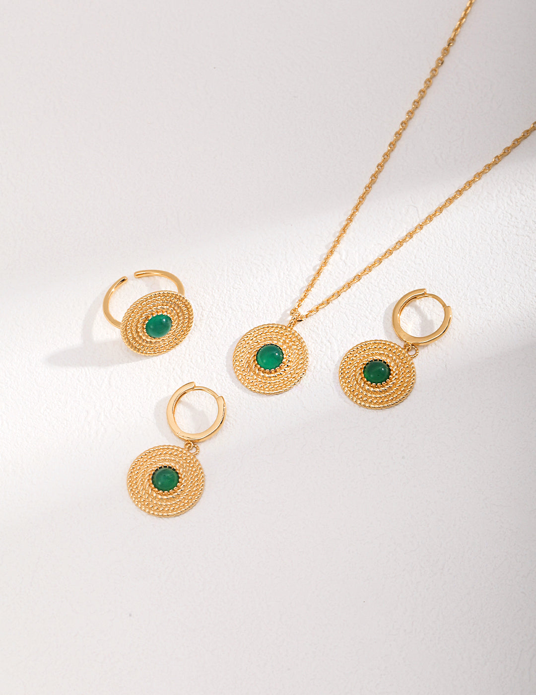 Minimalist Pendant Necklace image 4