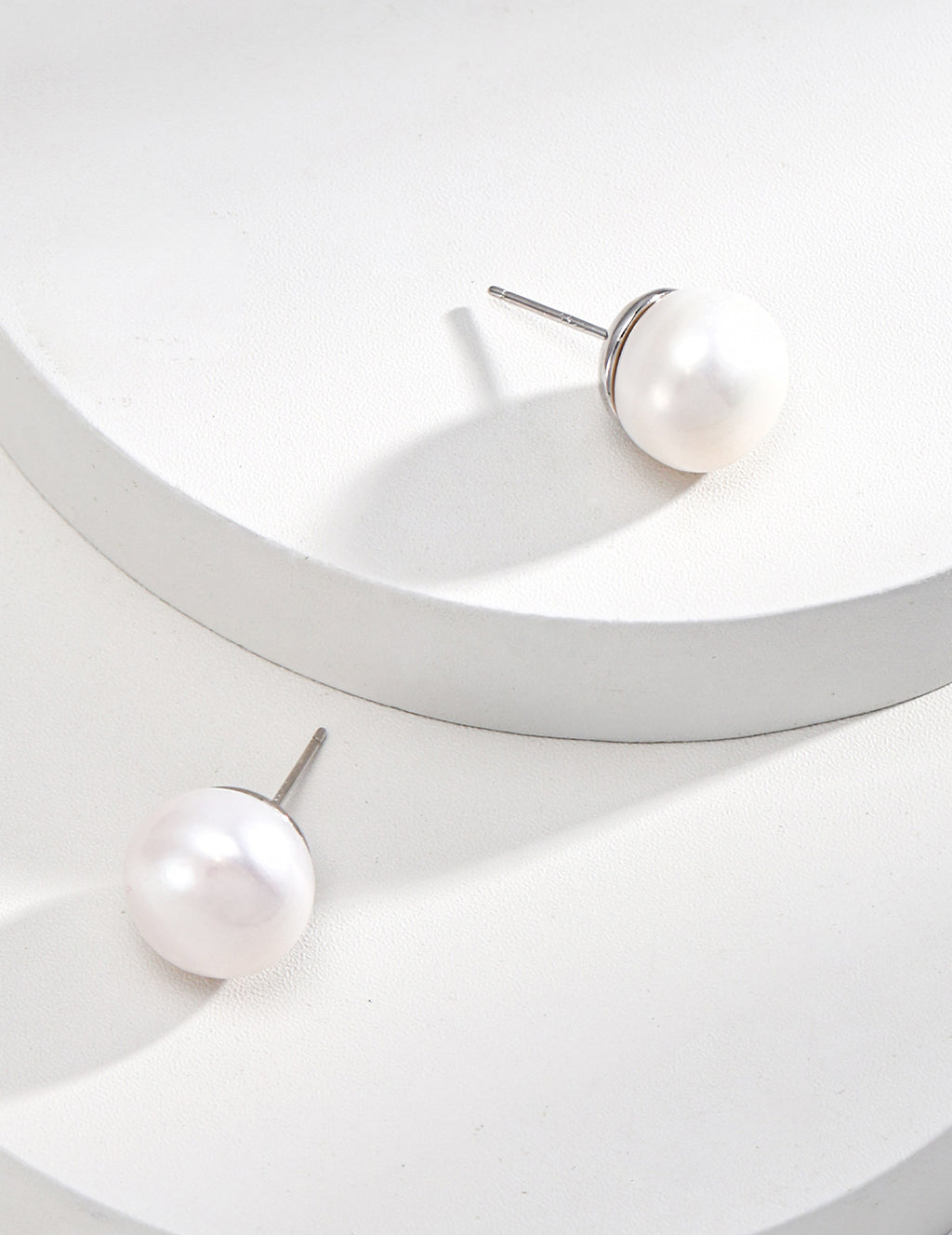 Pearl Stud Earrings image 3