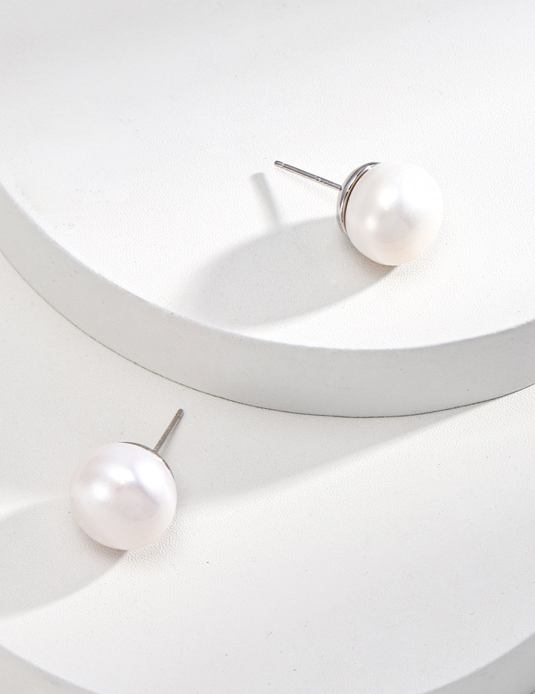 Pearl Stud Earrings image 3