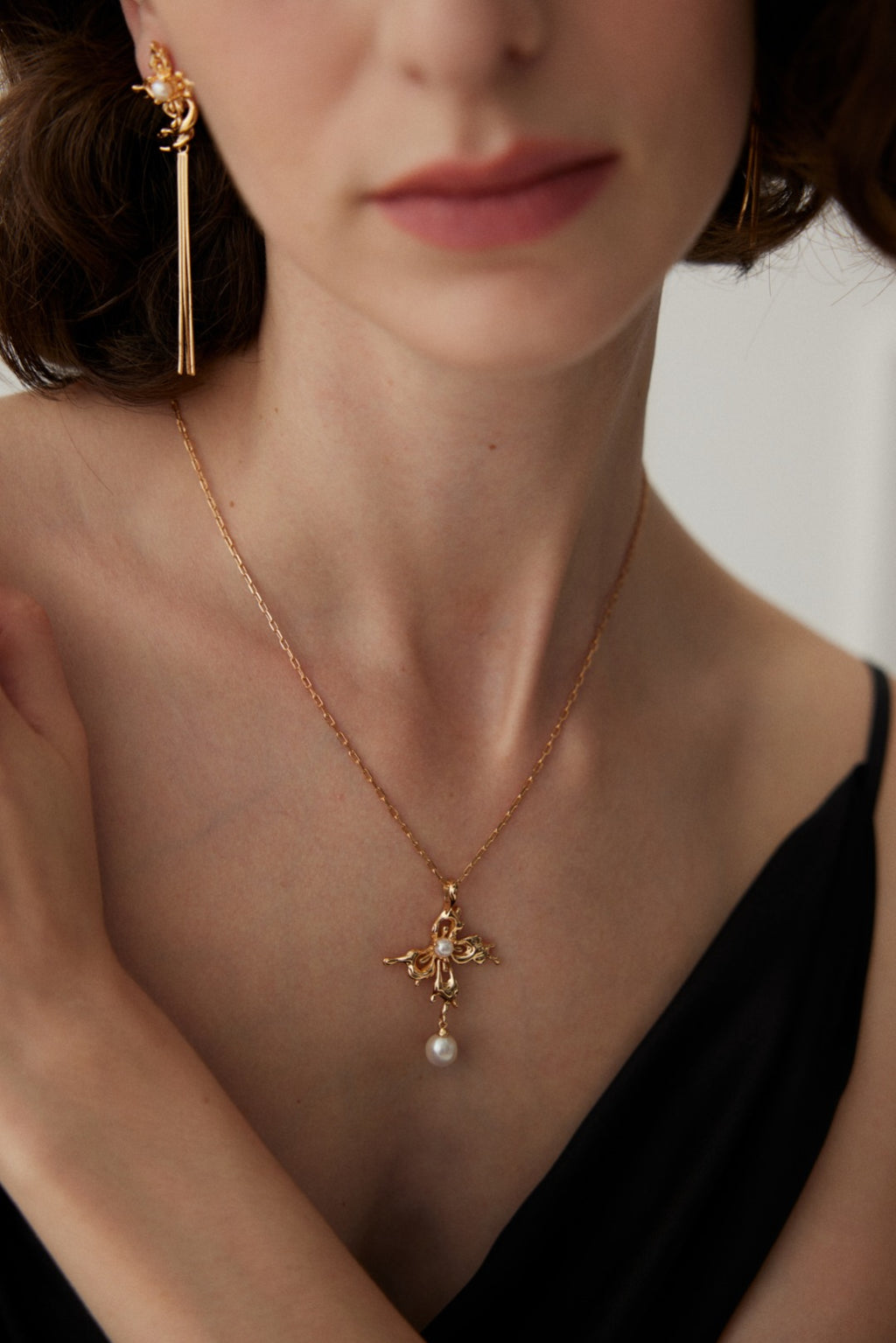 Butterfly Orchid Pearl Necklace image 4