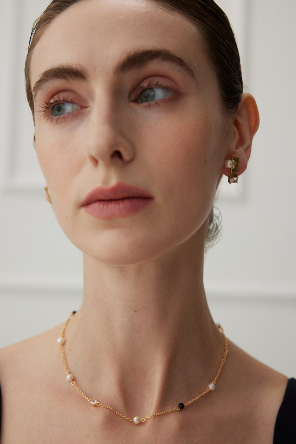 Pearl Stud Earrings image 4