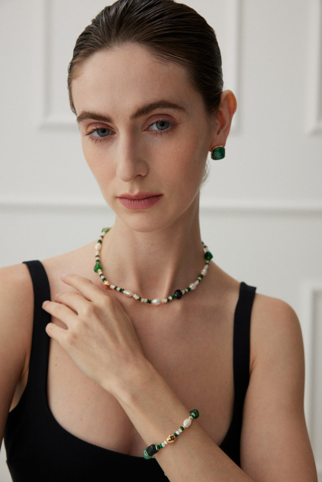 Malachite Pearl Necklace image 4